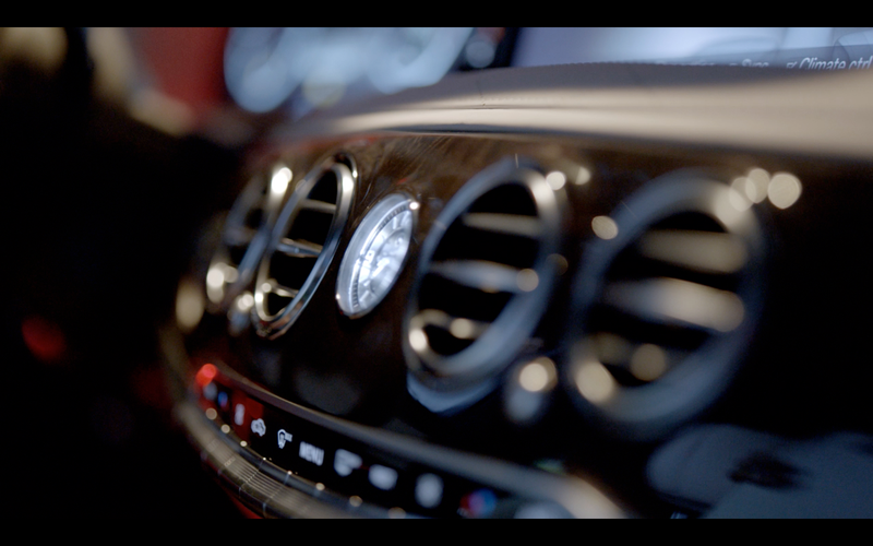 Illustration for article titled All-New Mercedes-Benz Flagship 2014 S-Class Makes Its In-Store And On-Screen Debut